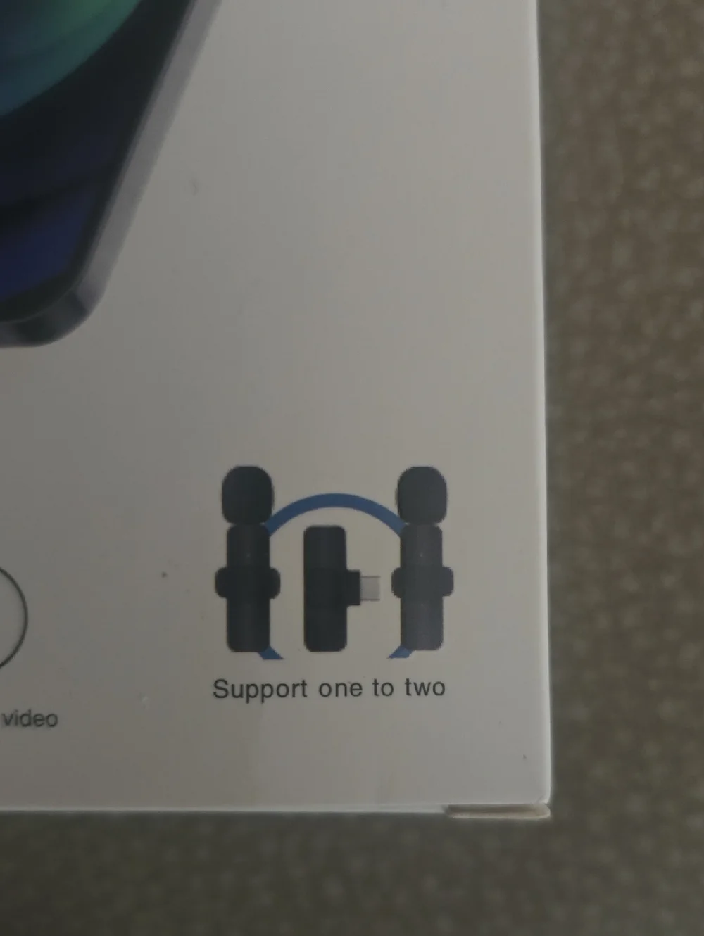 Wireless Black Lavalier Microphone for Cell Phones